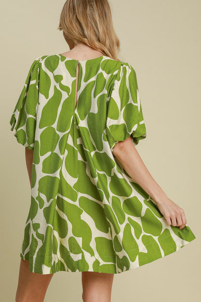 BG Abstract Print Puff Sleeve Dress